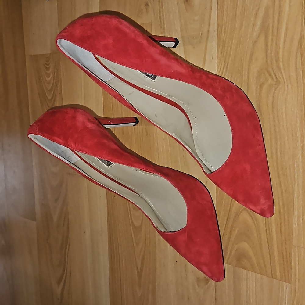 BCBG High Heels
